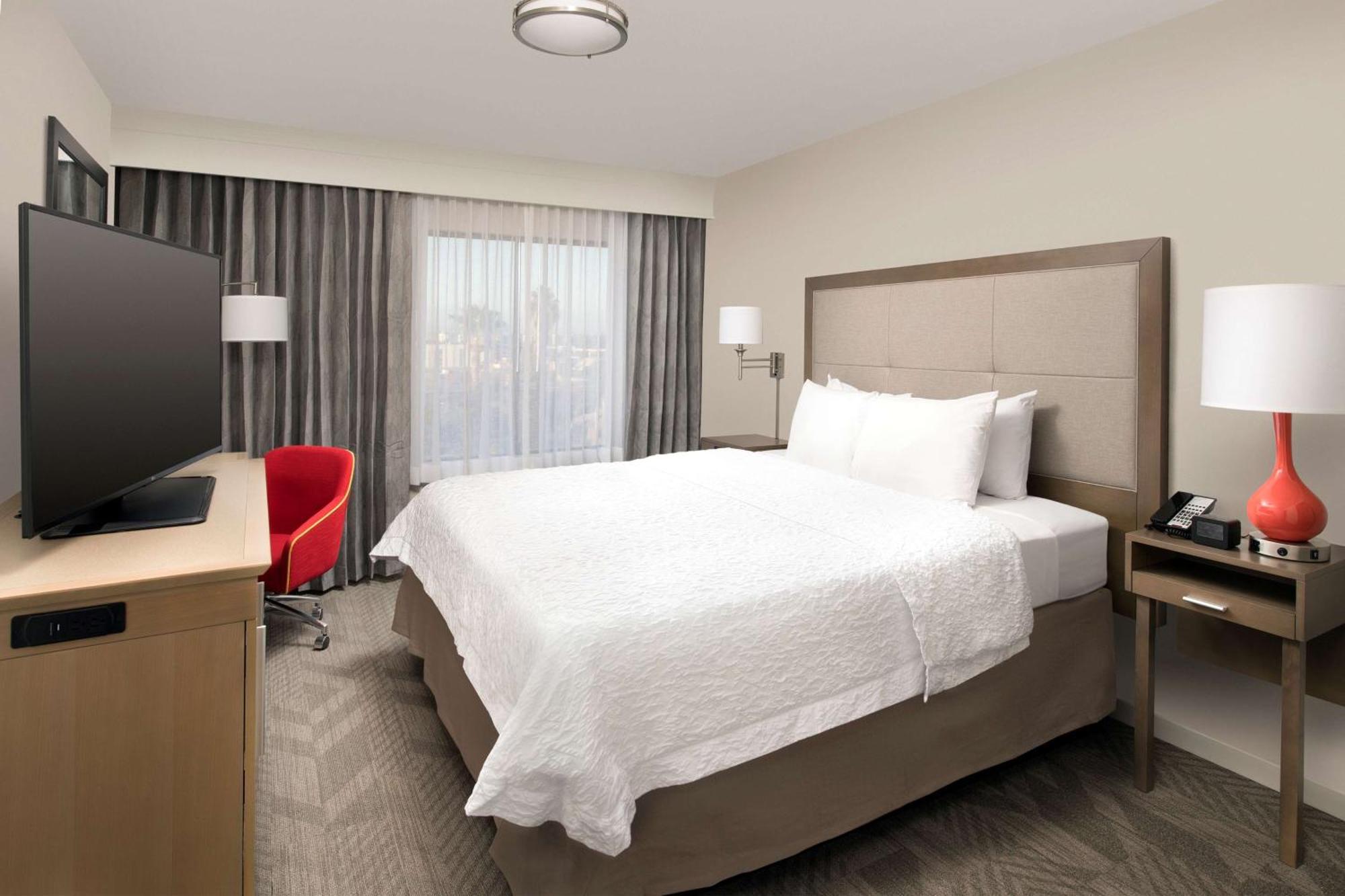 Hampton Inn & Suites Anaheim Garden Grove Εξωτερικό φωτογραφία