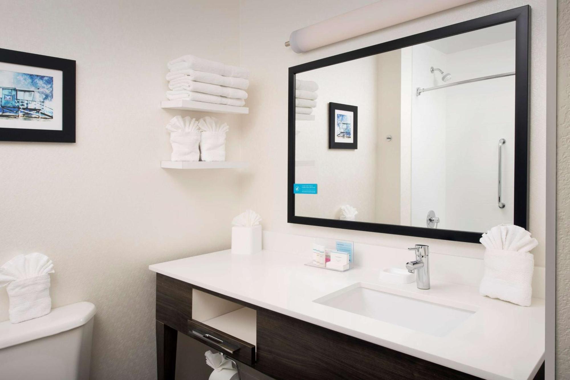 Hampton Inn & Suites Anaheim Garden Grove Εξωτερικό φωτογραφία
