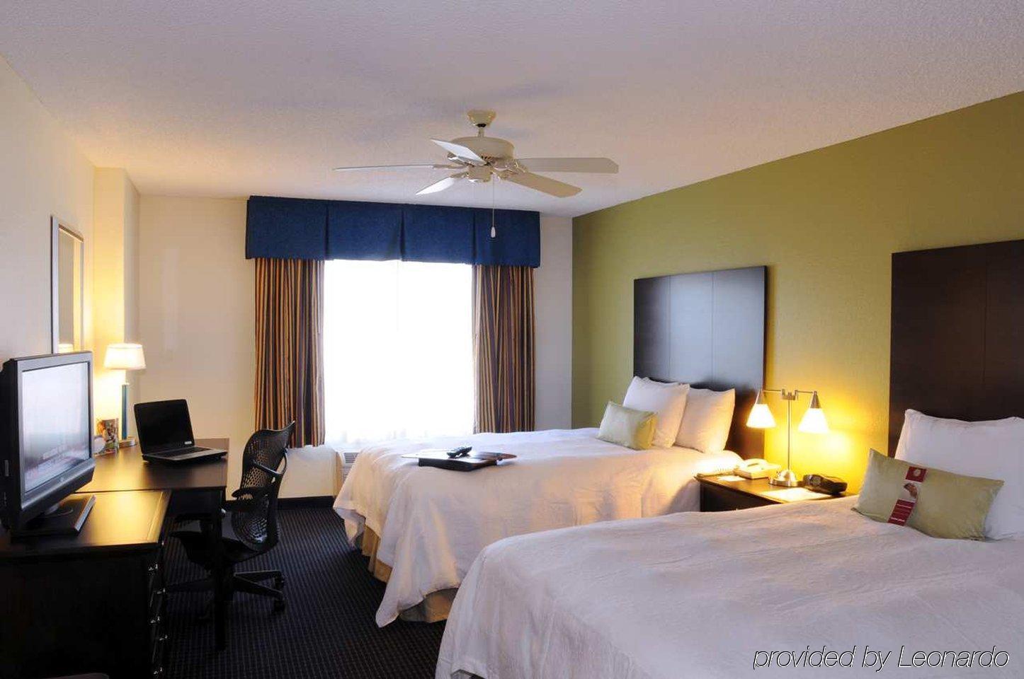 Hampton Inn & Suites Anaheim Garden Grove Δωμάτιο φωτογραφία